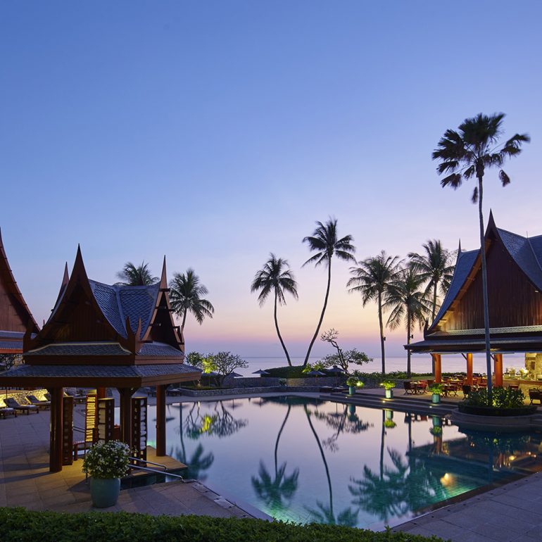 chiva-som-hua-hin-pool-restaurant-min